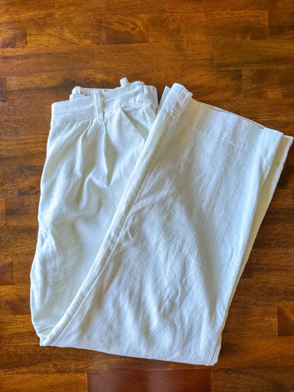 Abercrombie & Fitch Linen-Blend Tailored Wide Leg Pant-White-Small Short